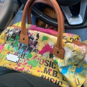 Gwen Stephanie sachet bag